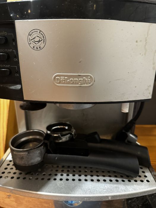 Кавоварка delongi
