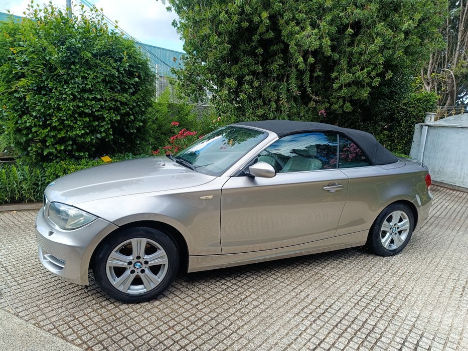BMW  E88 nacional poucos km