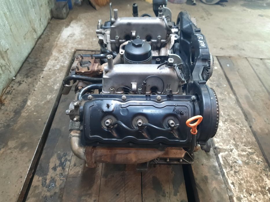 Мотор ДВС двигун Audi Vw 2.5 tdi AKN AFB 2.4 AGA бу