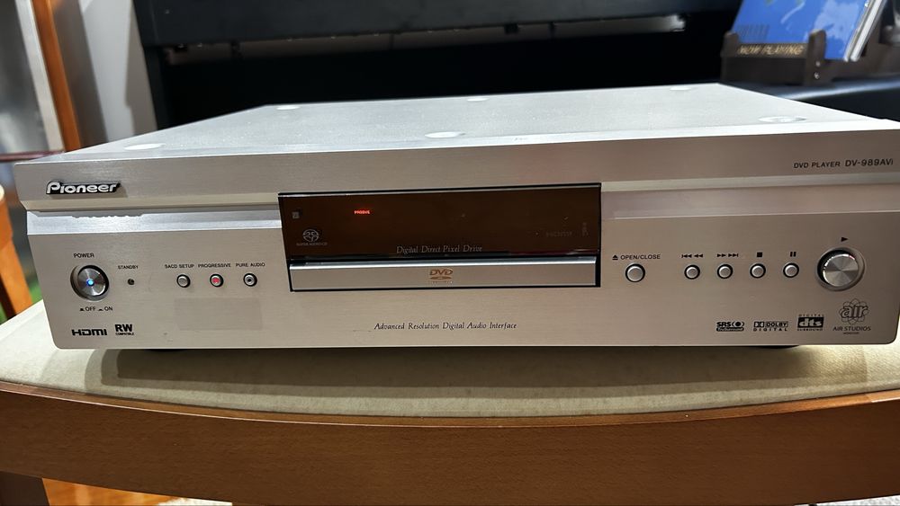 Leitor de DVD Pioneer DV-989AVi