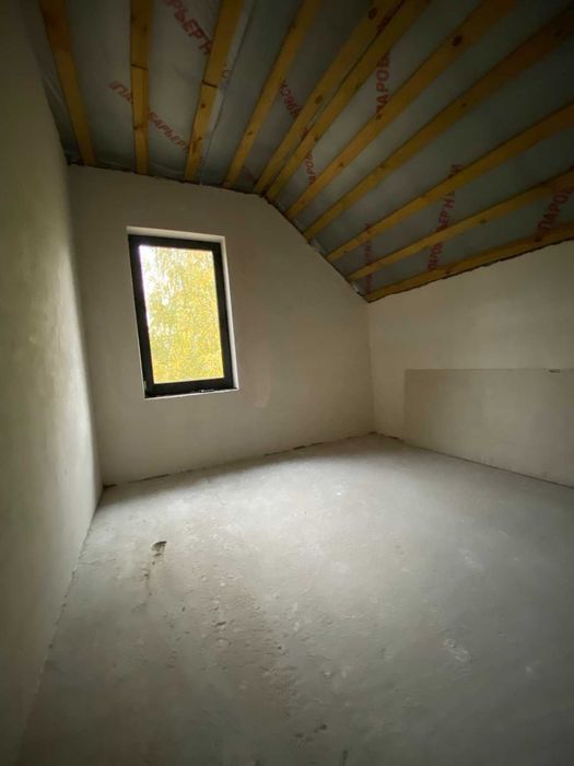 Продаж будинку в смт Глеваха,Є оселя .Фастівського р-ну.10  км від Києва.