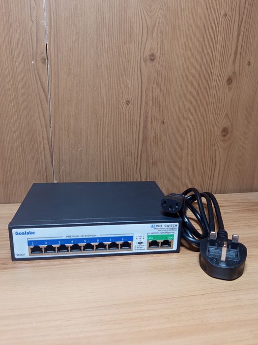 Przełącznik Goalake AI PoE Switch