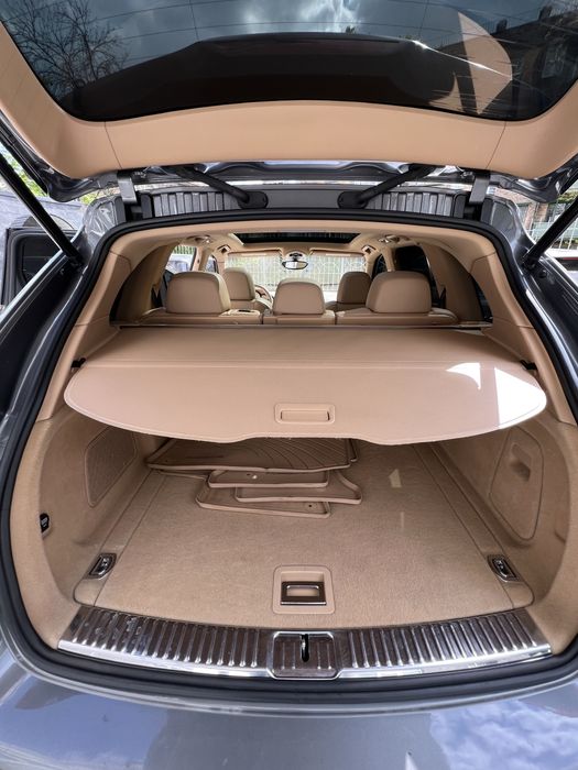 Продам машину Porsche Cayenne S Hybrid