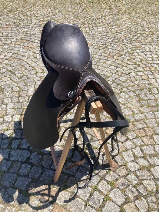 Siodło jeździeckie uniwersalne
