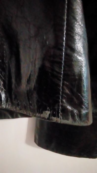 Продам фирменную  курточку из натуральной  кожи (лайка) за 800 грн