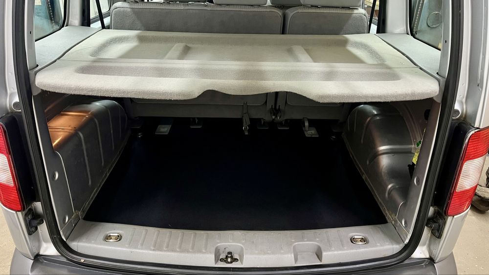 VW Caddy 1.9 TDI 2010r EURO 5 Klima 5 Osób