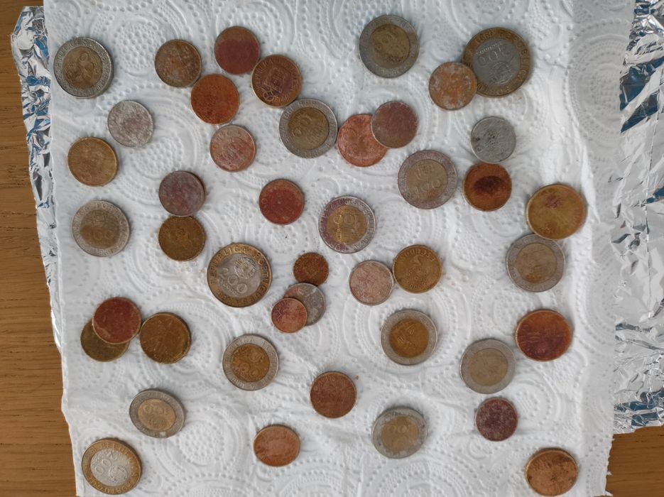 Moedas antigas escudos