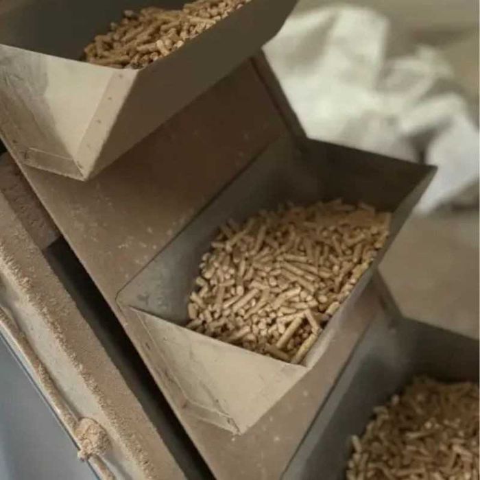 Pellet Drzewny A1 | 6mm - WORKOWANY PO 15KG - Najlepsze jakość | TRANSPORT DO KLIENTA DOSTĘPNY OD RĘKI