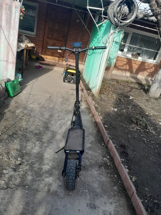 Електросамокат Kugo G2 Pro