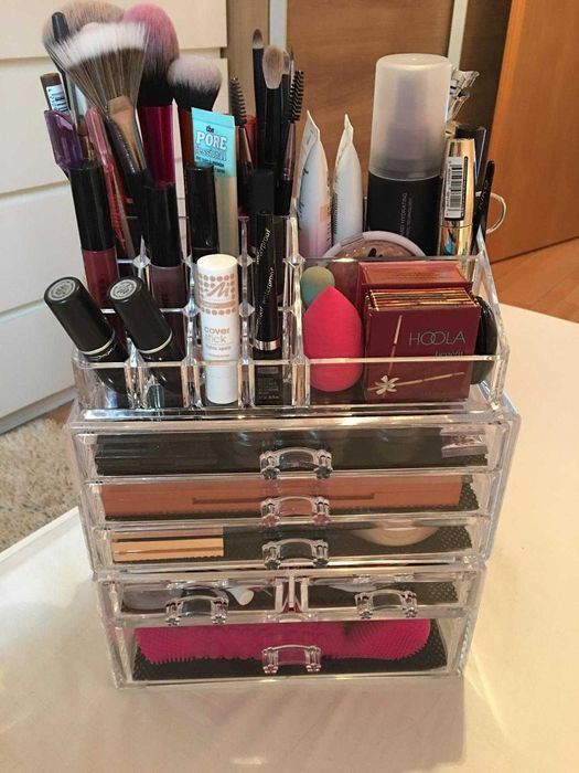 Organizer na kosmetyki