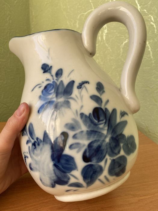Колекційний фарфоровий великий старовинний глечик кувшин, Полонне