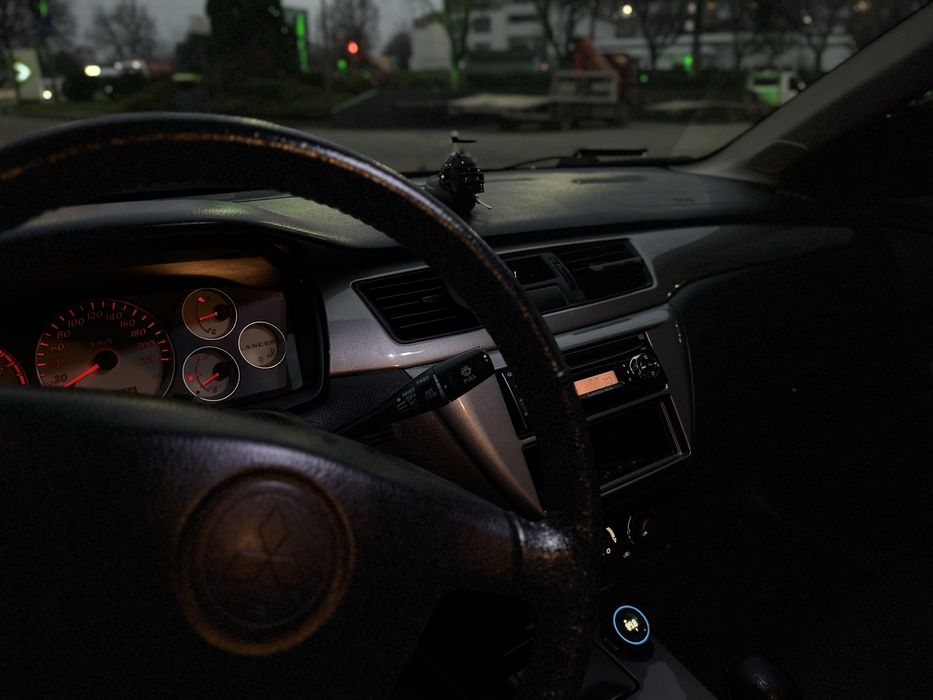 Lancer 9 1.6 бензин