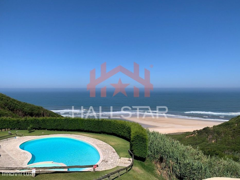 Apartamento T1+1 / Condomínio Fechado com Piscina / Praia da Mina