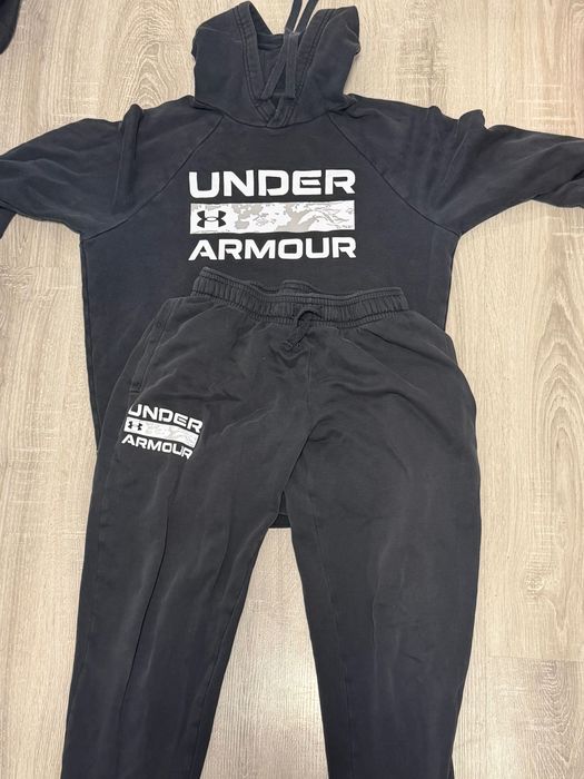 Dres Under Armour