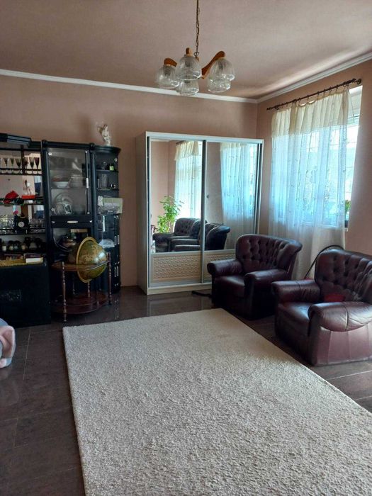 Продаж приватного будинку