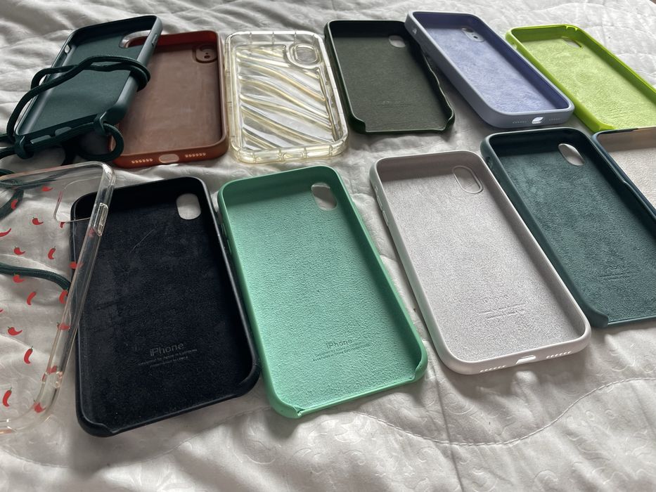 Чохли на Iphone xr