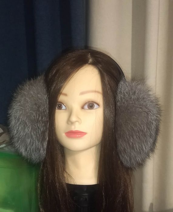 Продам навушники із хутра чорнобурої лисиці