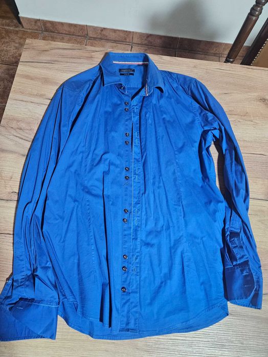 Camisas e casaco para homem