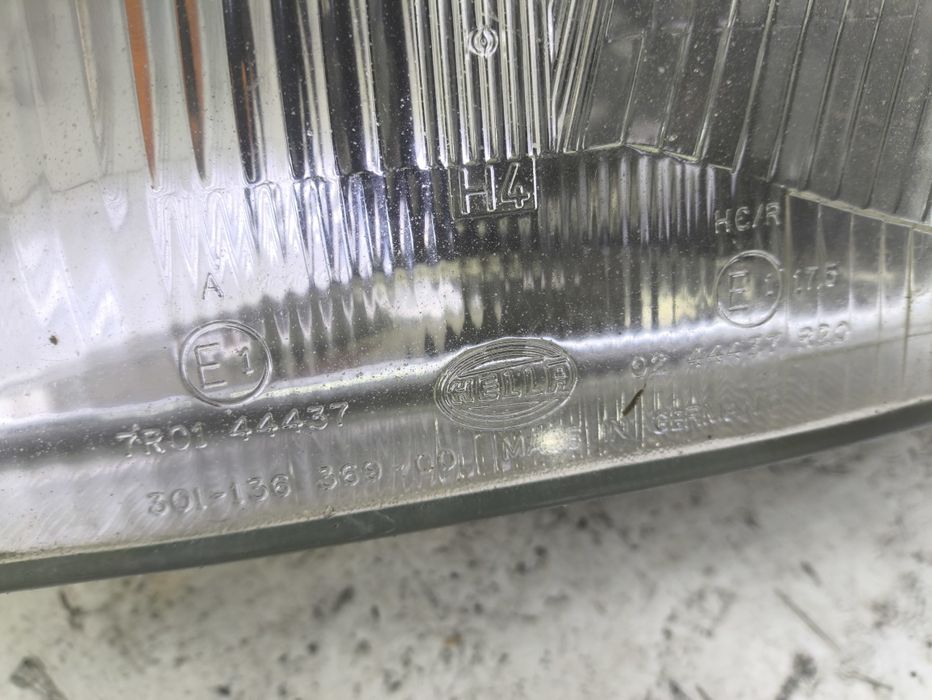 передня фара передные фары volkswagen transporter T4 фольксваген Т4