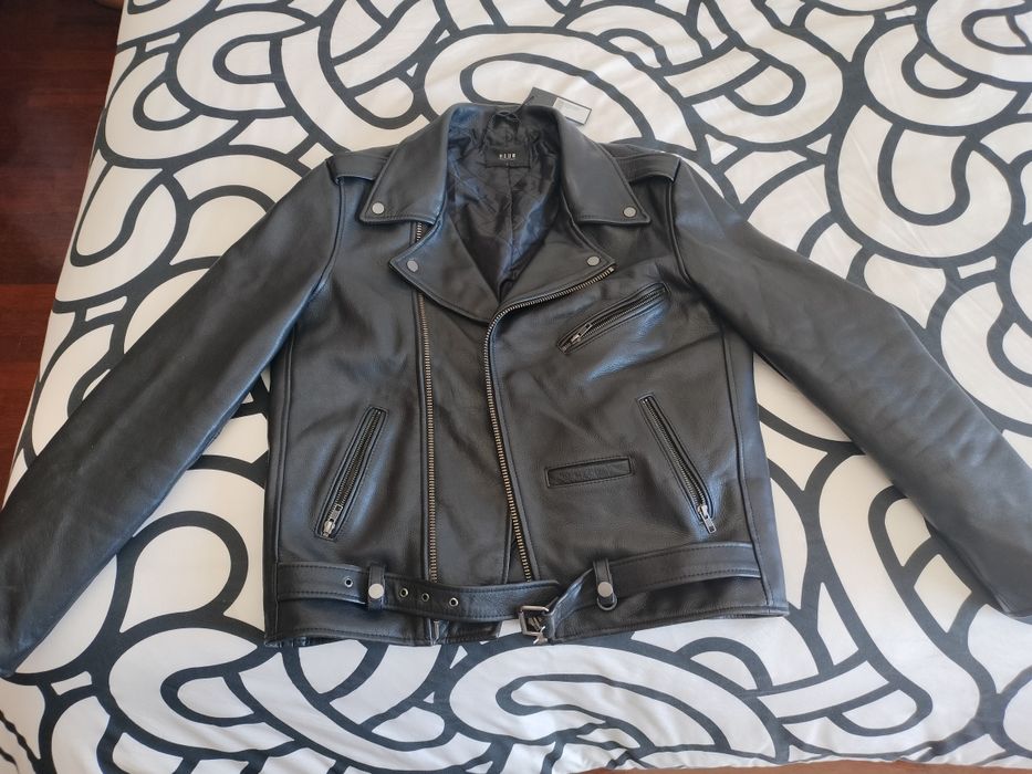 Casaco em pele genuína