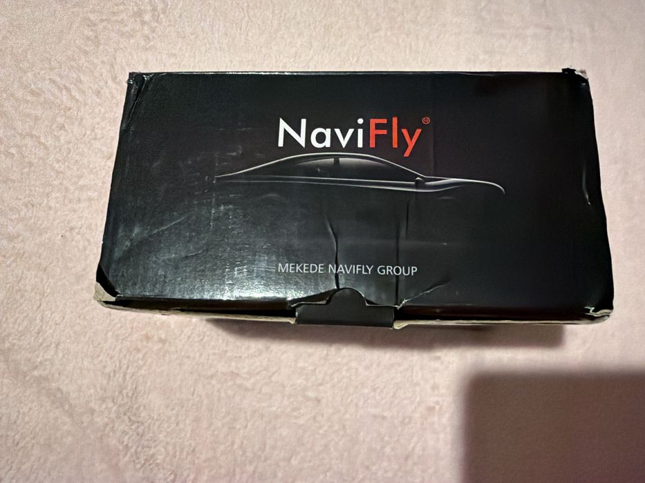 Radio 2DIN  Navifly 7” - c/ camara de marcha atras e comando