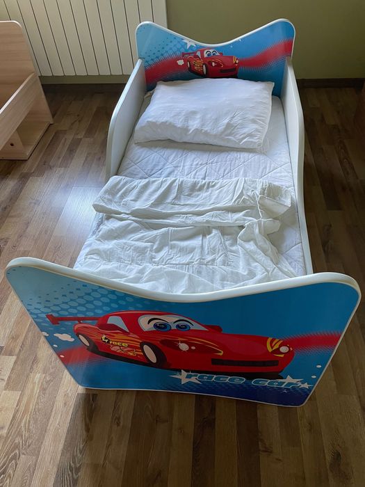 Łóżko dziecięce z materacem