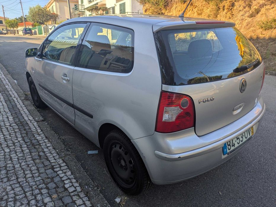 Volkswagen Polo 1.2 - Ano: 2003 : Gasolina : 160 223 km