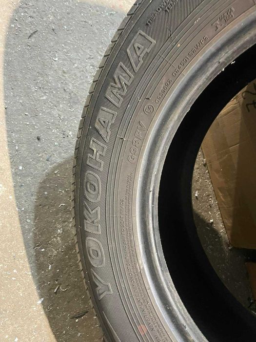 Шини 225 65 r 17 Yokohama літо