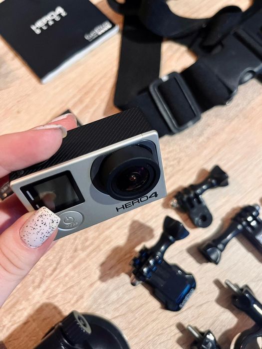 GoPro Hero 4 Black z akcesoriami