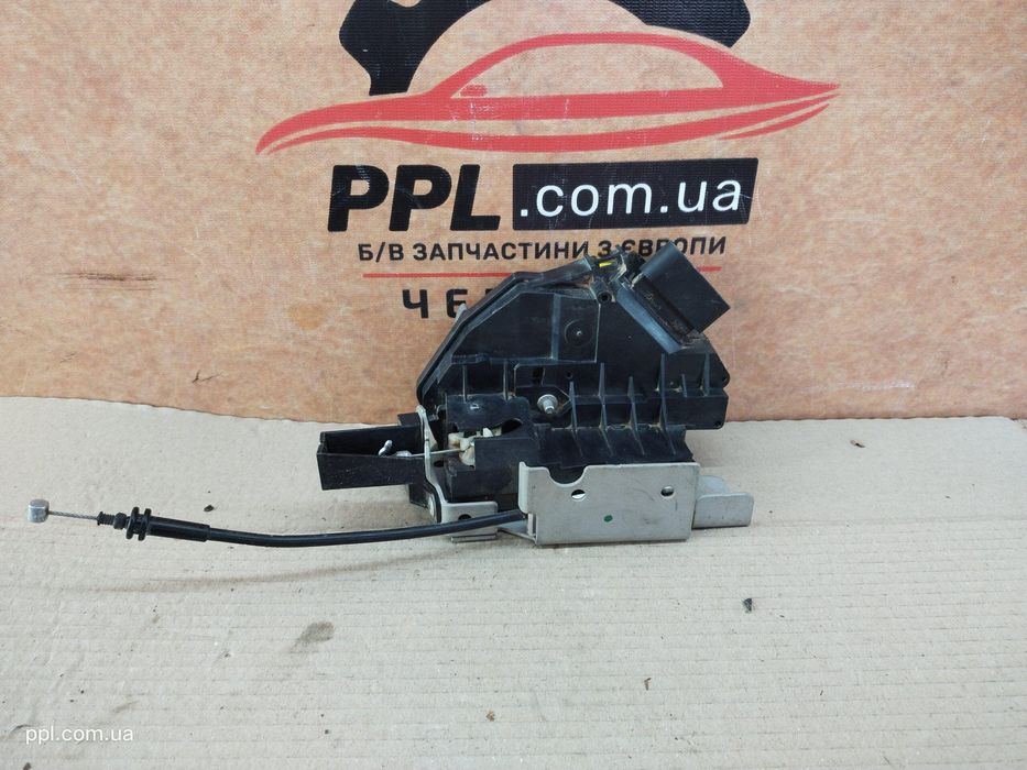 Ford Transit Connect MK2 13-21 Замок двери задней правой DT11V43288BH