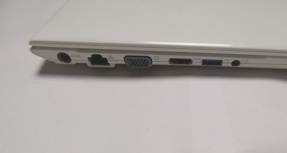 Laptop Samsung 370R5E 8 GB Ram 480 GB SSD