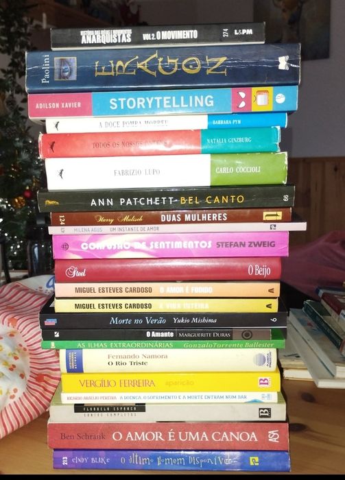 grande variedade de títulos de grandes autores