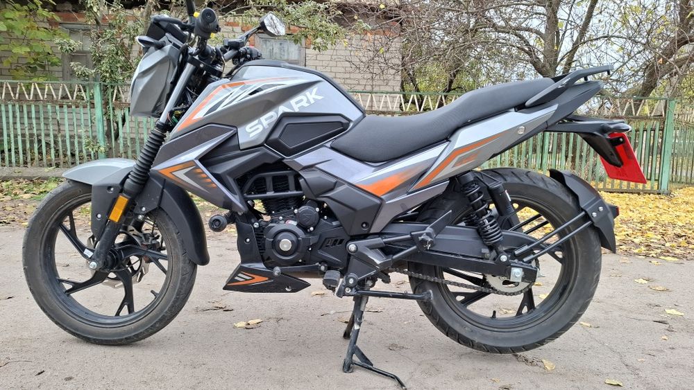 Бензобак Spark SP 250R-32,  бензобак спарк 250, запчасти