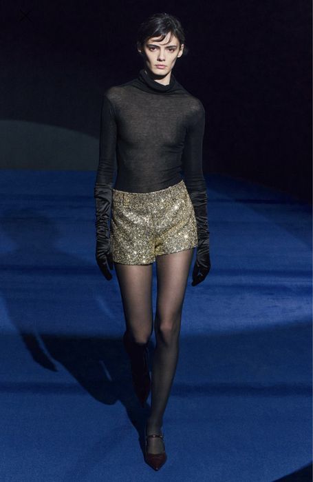 Zara шорты с золотыми пайетками