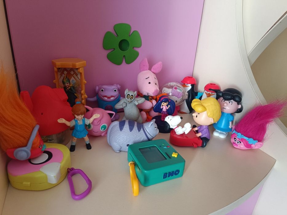 Продам много игрушек (17 шт)
