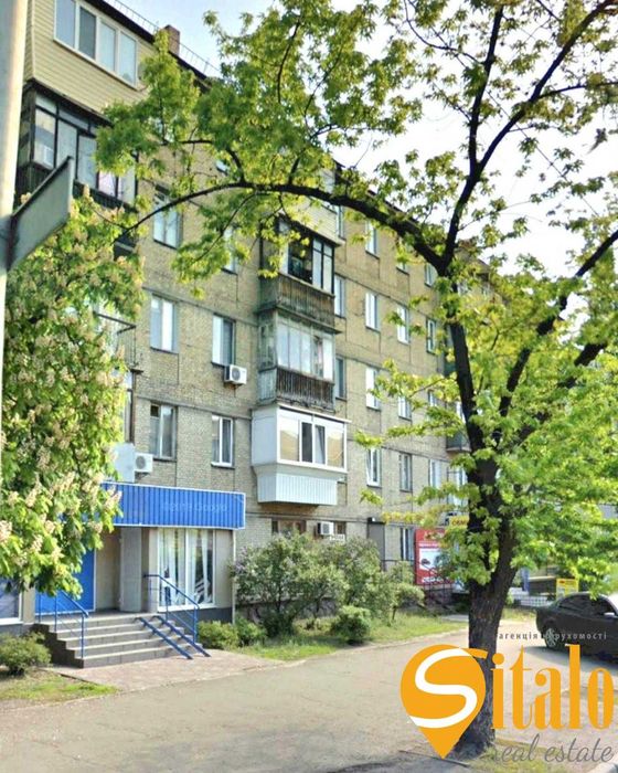 Продаж фасад проспект Миру 7 кутове приміщення