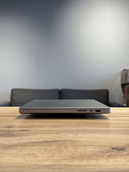 MacBook Pro 16 2021 M1 Pro 32/512gb 10/16gpu !! Є несправність тільки по звуку !!