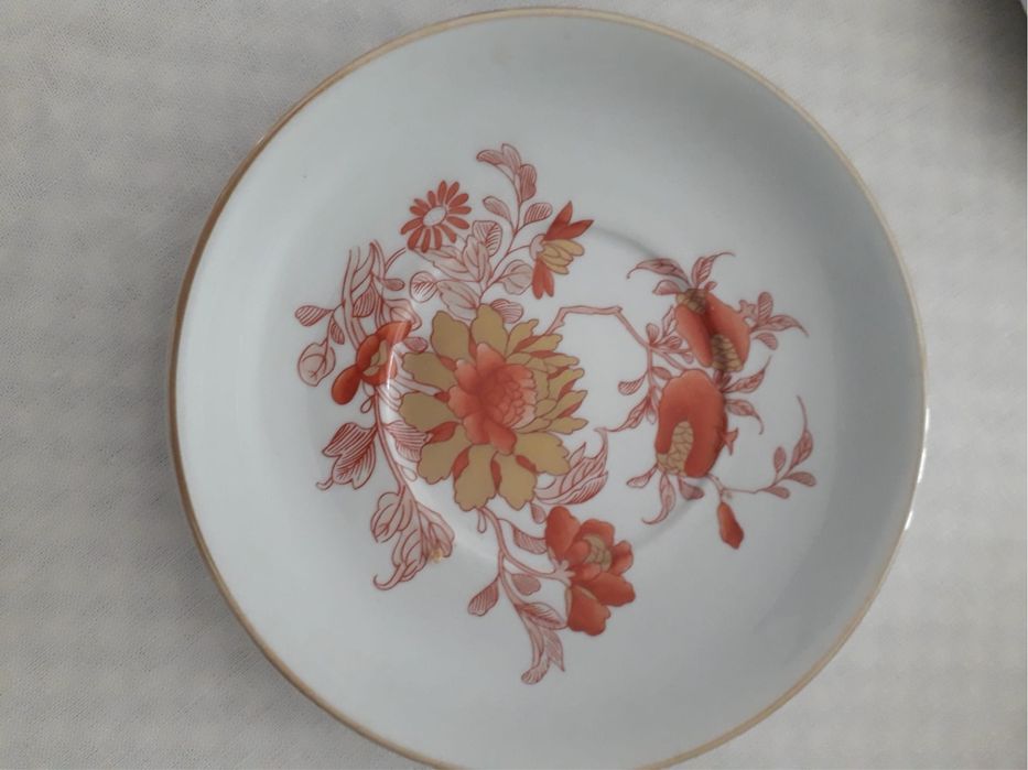 Vendo Serviço de Chá da Vista Alegre Modelo Iris. Por estrear.