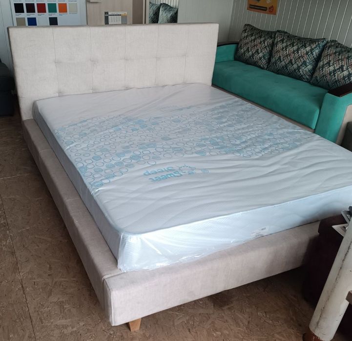 Ліжко м'яке, тканина велюр,беж Спальне місце 160*200