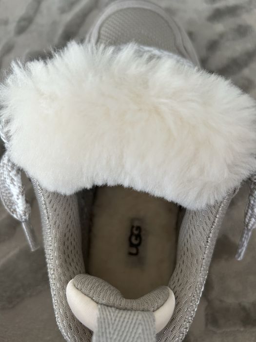 UGG  Lowmel  кросівки, 38 розмір