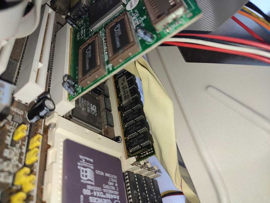 Ретро ПК 486 DX4-100 / Socket 3 / Tseng Labs ET4000 / 32 MB SIMM / DOS & Win95