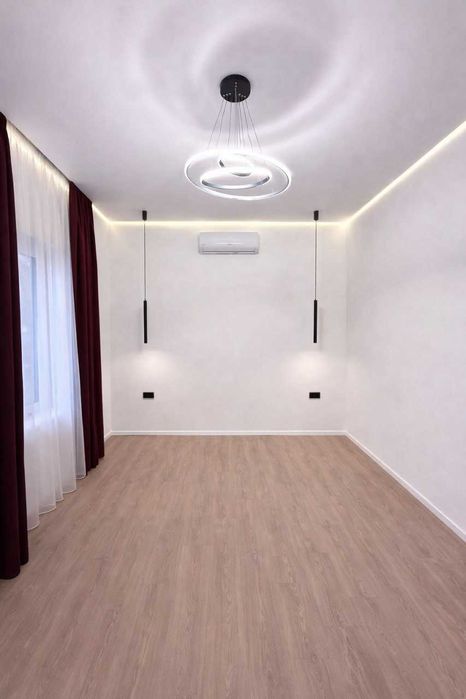 Таунхаус з новим ремонтом, технікою. Ірпінь, центр міста. Без%