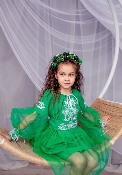 Вишиванка.  Вишиті сукні