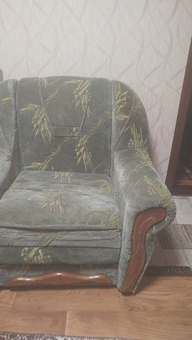 Продам    диван.