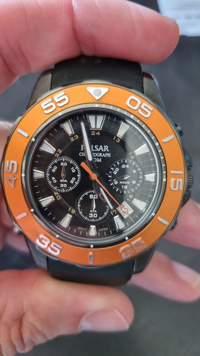 Pulsar chronograph preto laranja