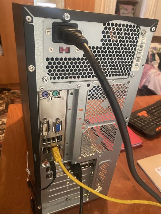 Продам компʼютер для навчання та ігор