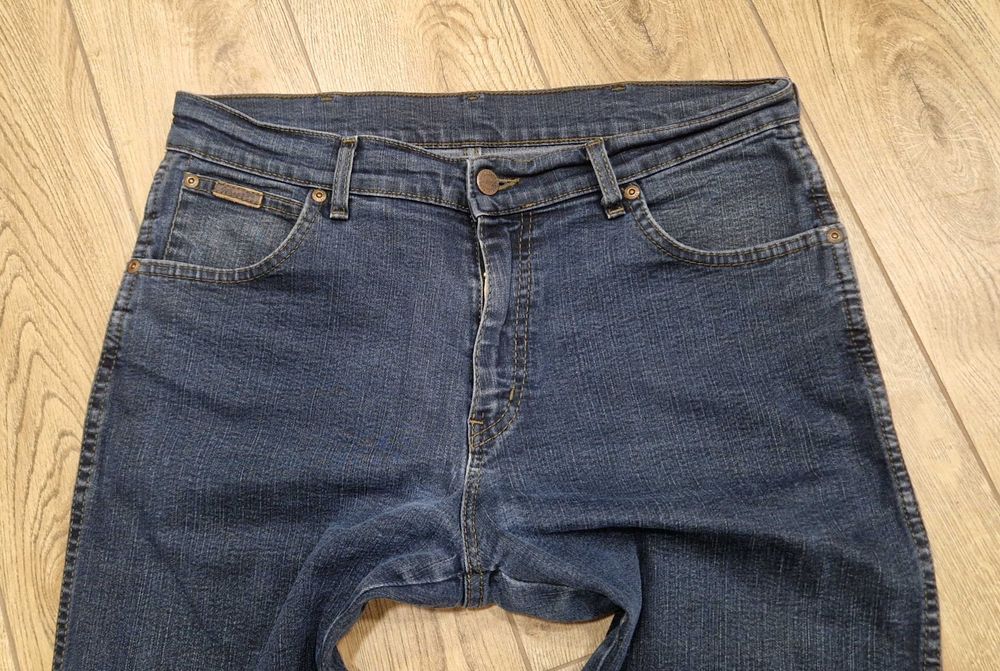 Spodnie męskie jeans Wrangler W33L32