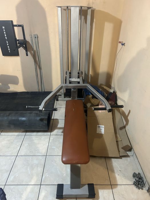 HES maszyna do cwiczeń mięśni klatki piersiowej