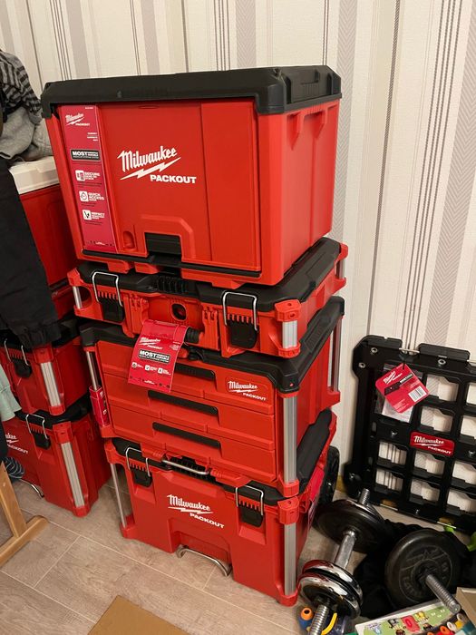 Шухляди Milwaukee . packout кейси. США