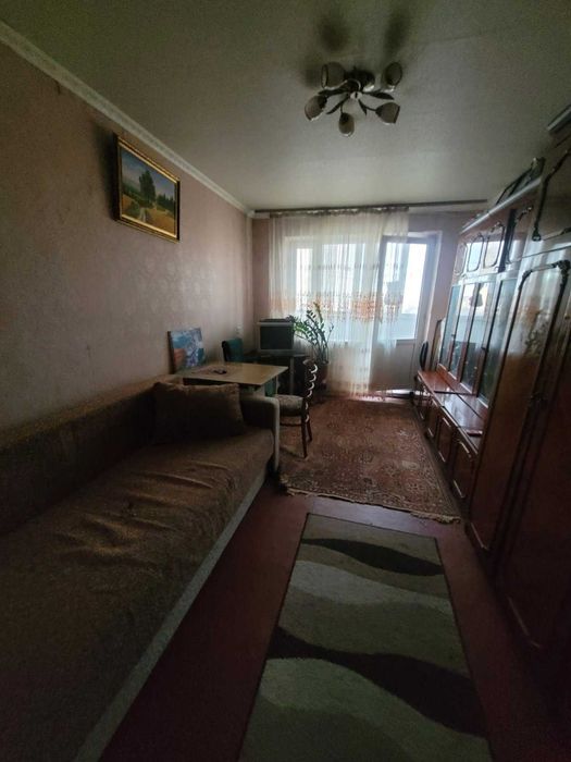 Сдам кімнату Оболонський р-н,проспект Івасюка 30 для жінок